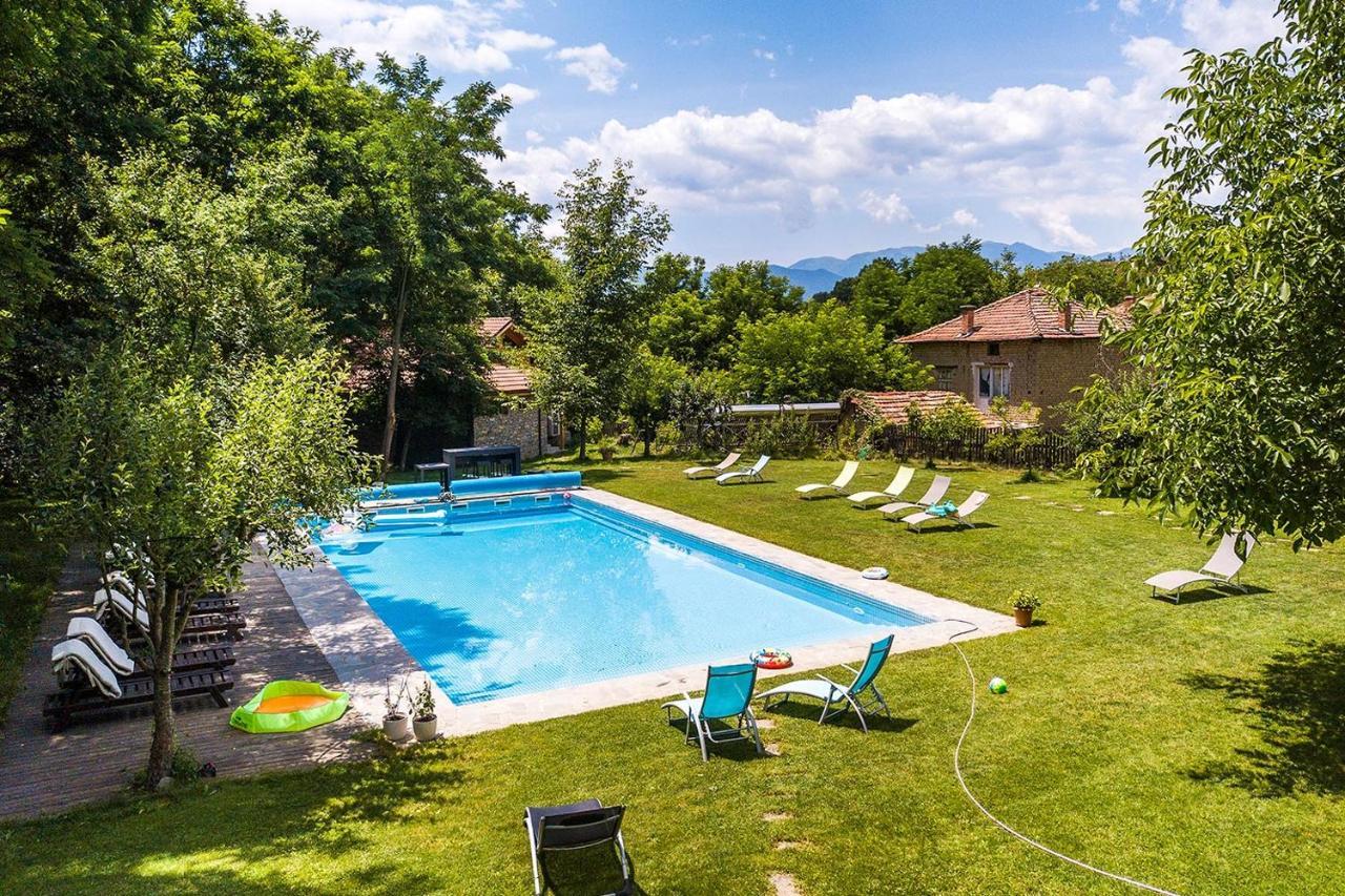 Garmen Hills Guest Houses Exterior foto